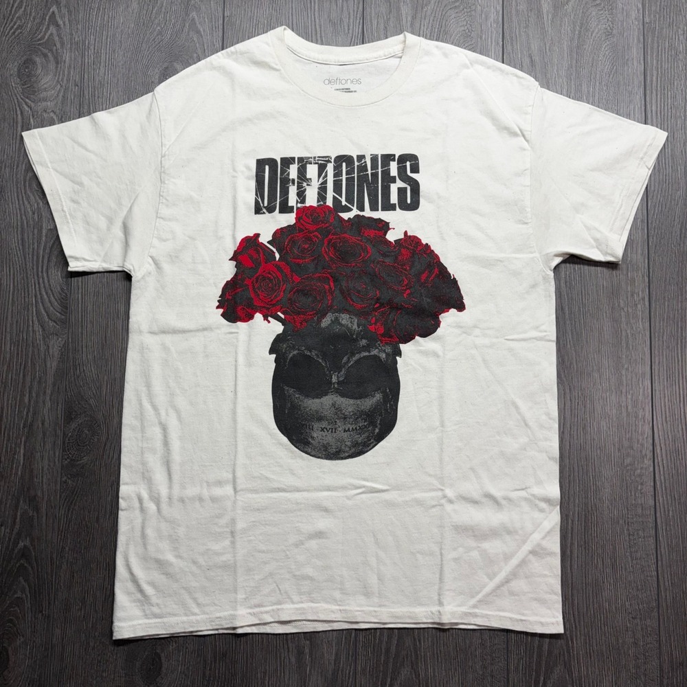 Deftones 2025 Skull Roses Graphic T-Shirt Mens Large Cream White Rock Band Tee